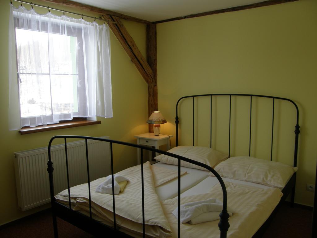 Two-Bedroom Suite,208048570:JPEG